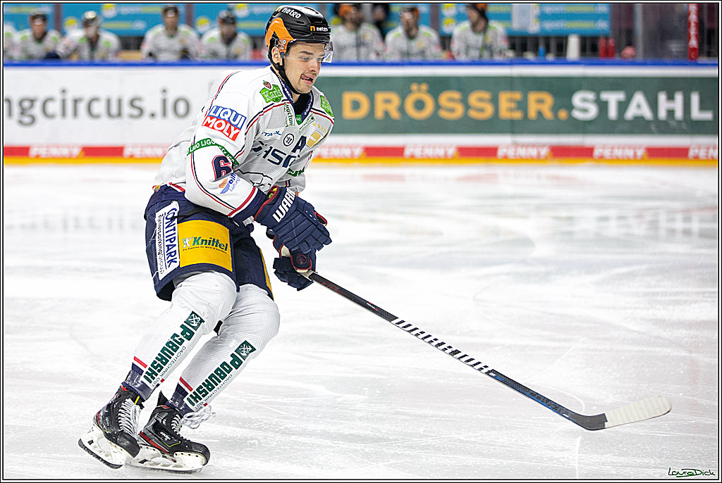 PENNY DEL; Koelner Haie- Eisbaeren Berlin; Koeln, 28.12.2021